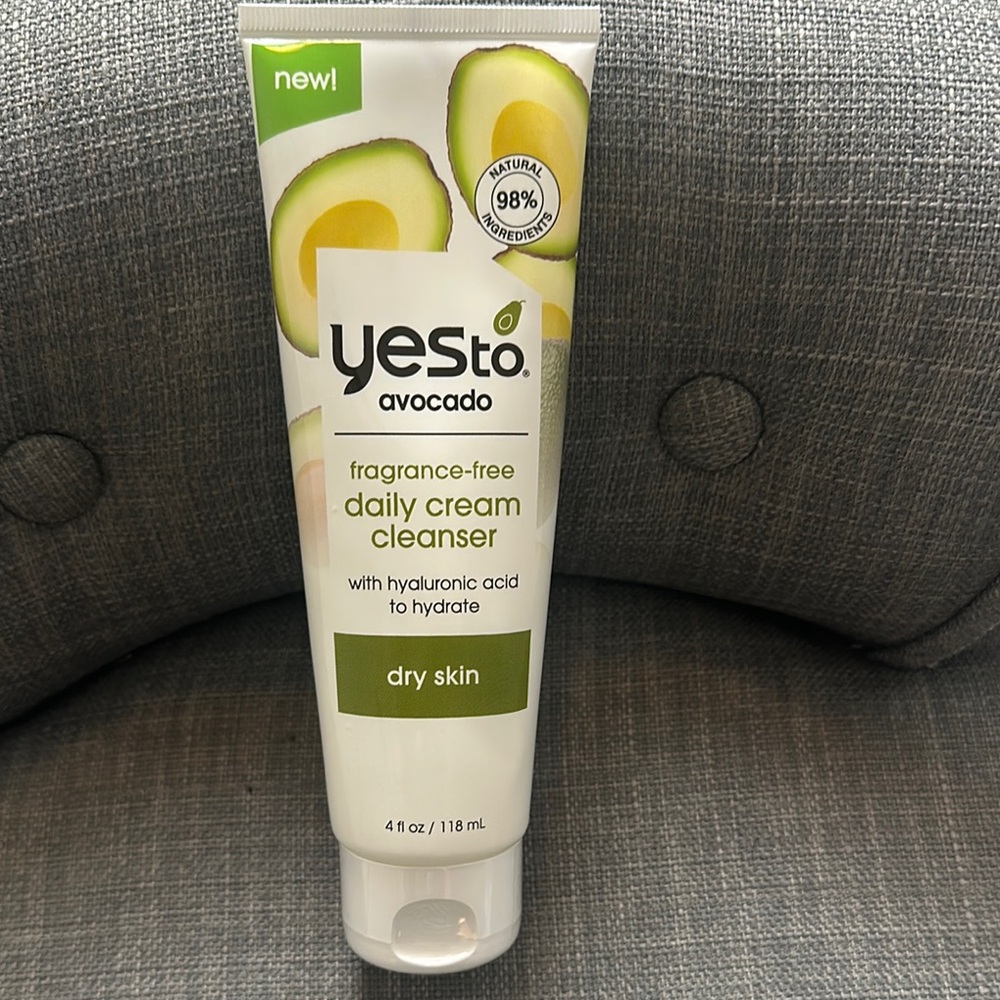Avocado Daily Cream Cleanser - Green
